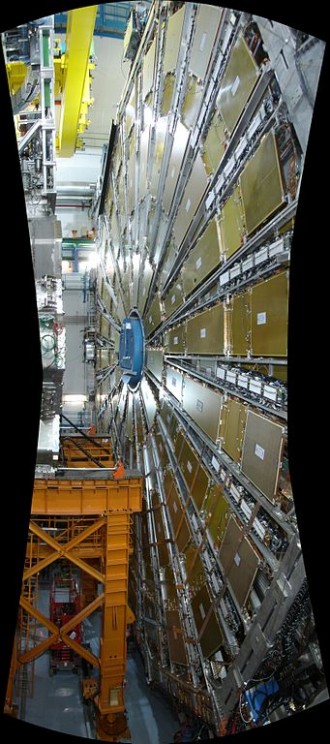 CERN ATLAS detector. Photo by Blankenstijn Andrea aka DaяkAngel, 2008. Creative Commons License via Wikimedia Commons.