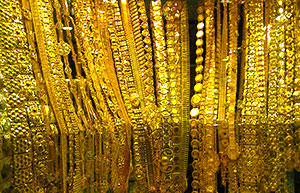 gold-v-small