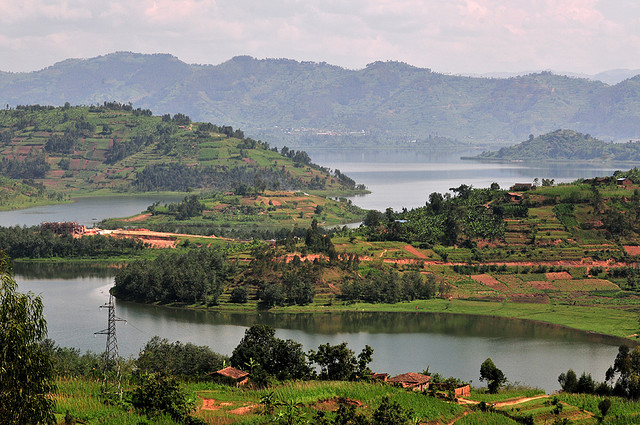 Northwestern Rwanda by CIAT. CC BY-SA 2.0 via Flickr.