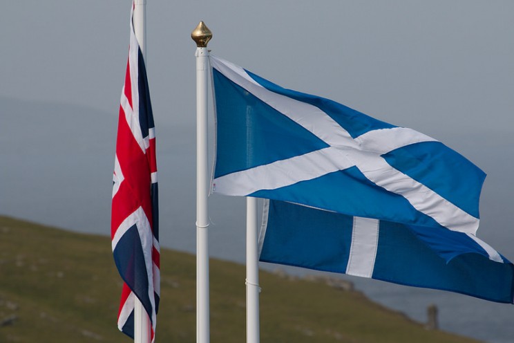 Union Jack and Scotland, by Julien Carnot. CC-BY-SA-2.0 via 