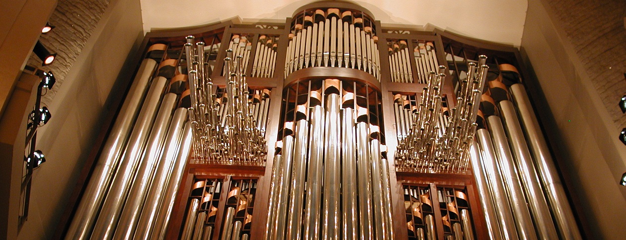 Самой дорогой орган человек. Орган в Атлантик Сити. Современный музыкальный орган. Старинный орган. Самый большой орган в мире музыкальный инструмент.