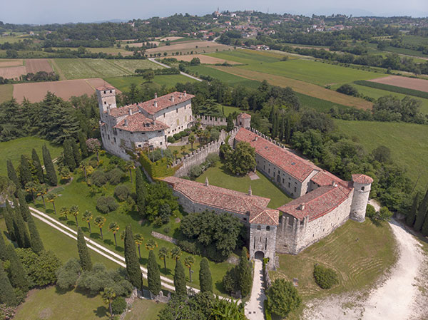 From fortified castle to wedding venue: Venetian examplars of adaptive reuse